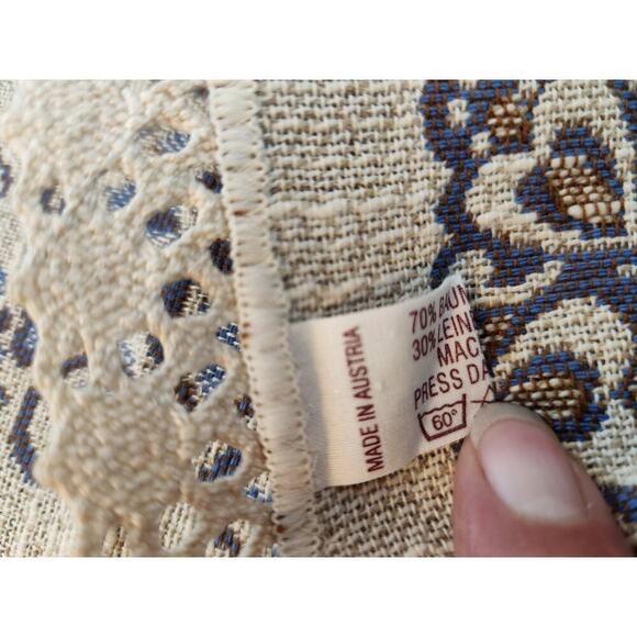 Austria made old world table runner blue and cream couple dancers - Picture 7 of 14